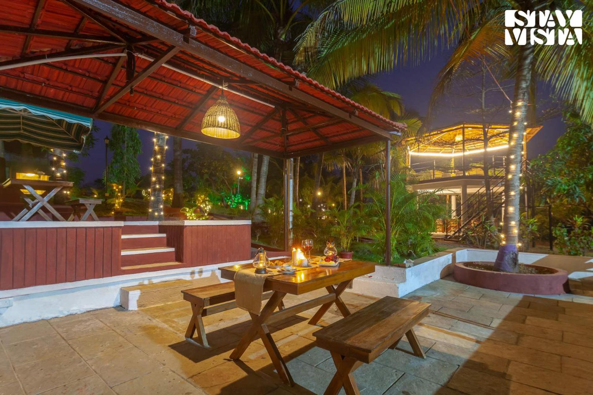 Stayvista'S Firefly Mountain Retreat - Villa With Private Pool, Gazebo & Terrace Karjat Exteriér fotografie